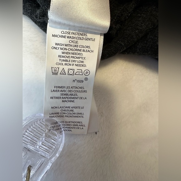 Polo by Ralph Lauren Men's  Quarter Zip Pullover Gray  Sweater Size Medium - Picture 10 of 10